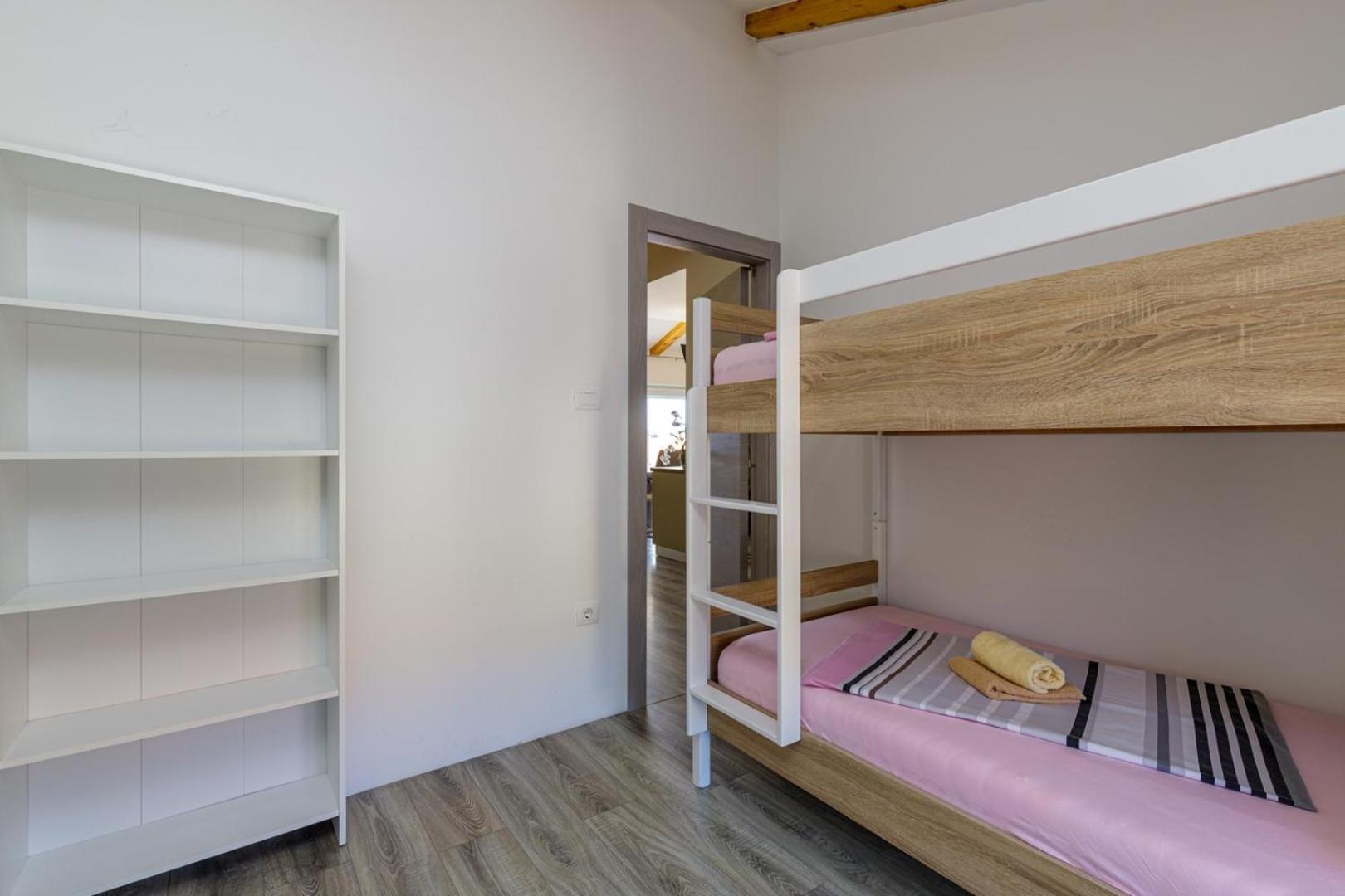 Apartments Mirjana Medulin Exterior photo