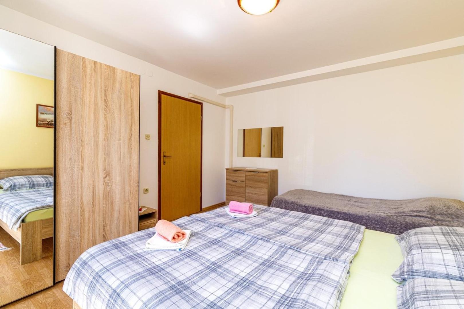 Apartments Mirjana Medulin Exterior photo