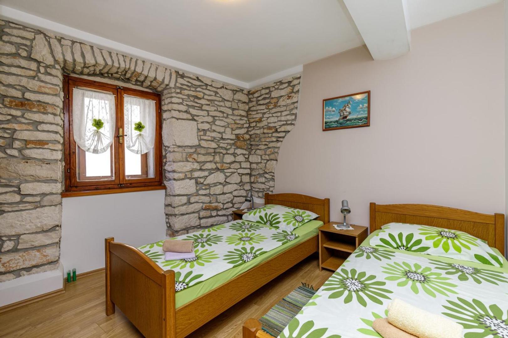 Apartments Mirjana Medulin Exterior photo